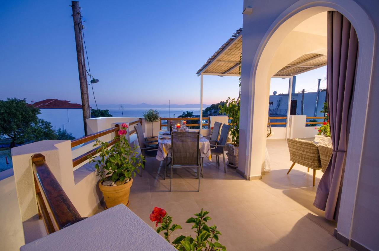 Aegean Suites Votsi  Екстериор снимка